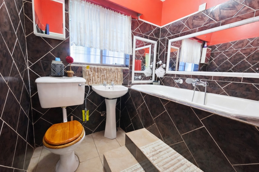 3 Bedroom Property for Sale in Vaalpark Free State